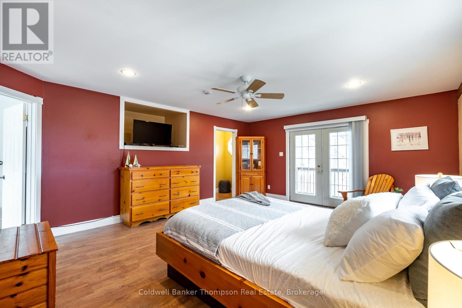 4237 Ravenscliffe Road, Huntsville, Ontario P1H 2J2 - Photo 25 - X12629630