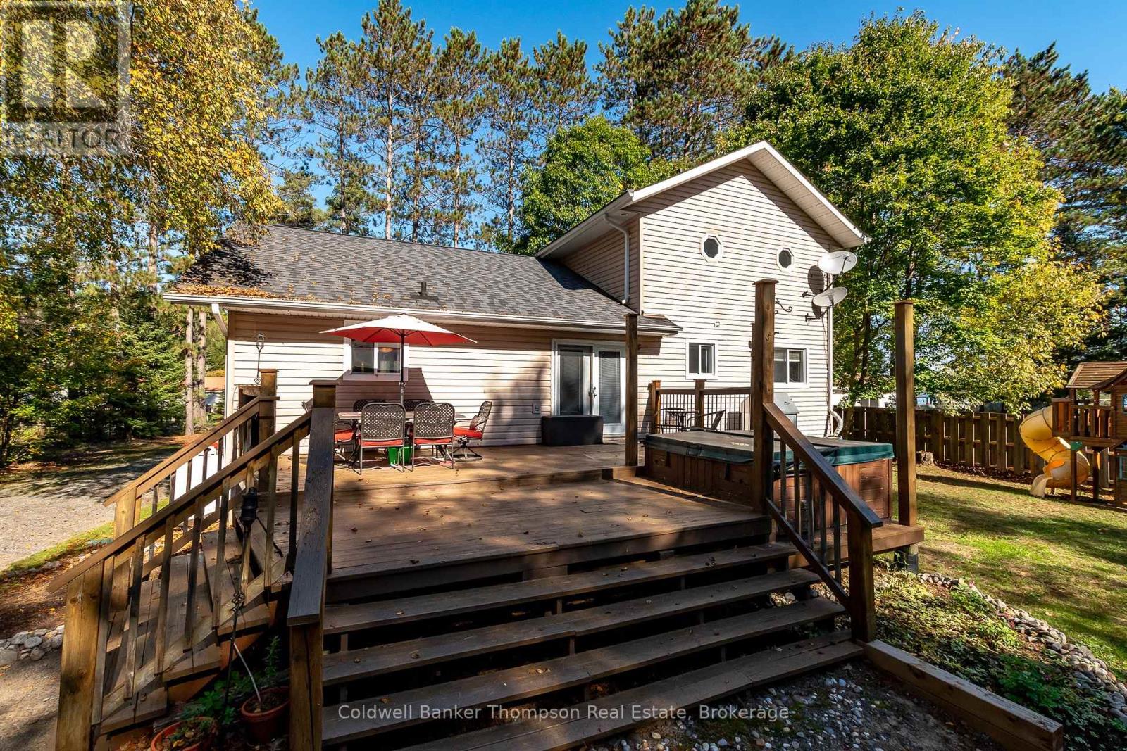 4237 Ravenscliffe Road, Huntsville, Ontario P1H 2J2 - Photo 41 - X12629630