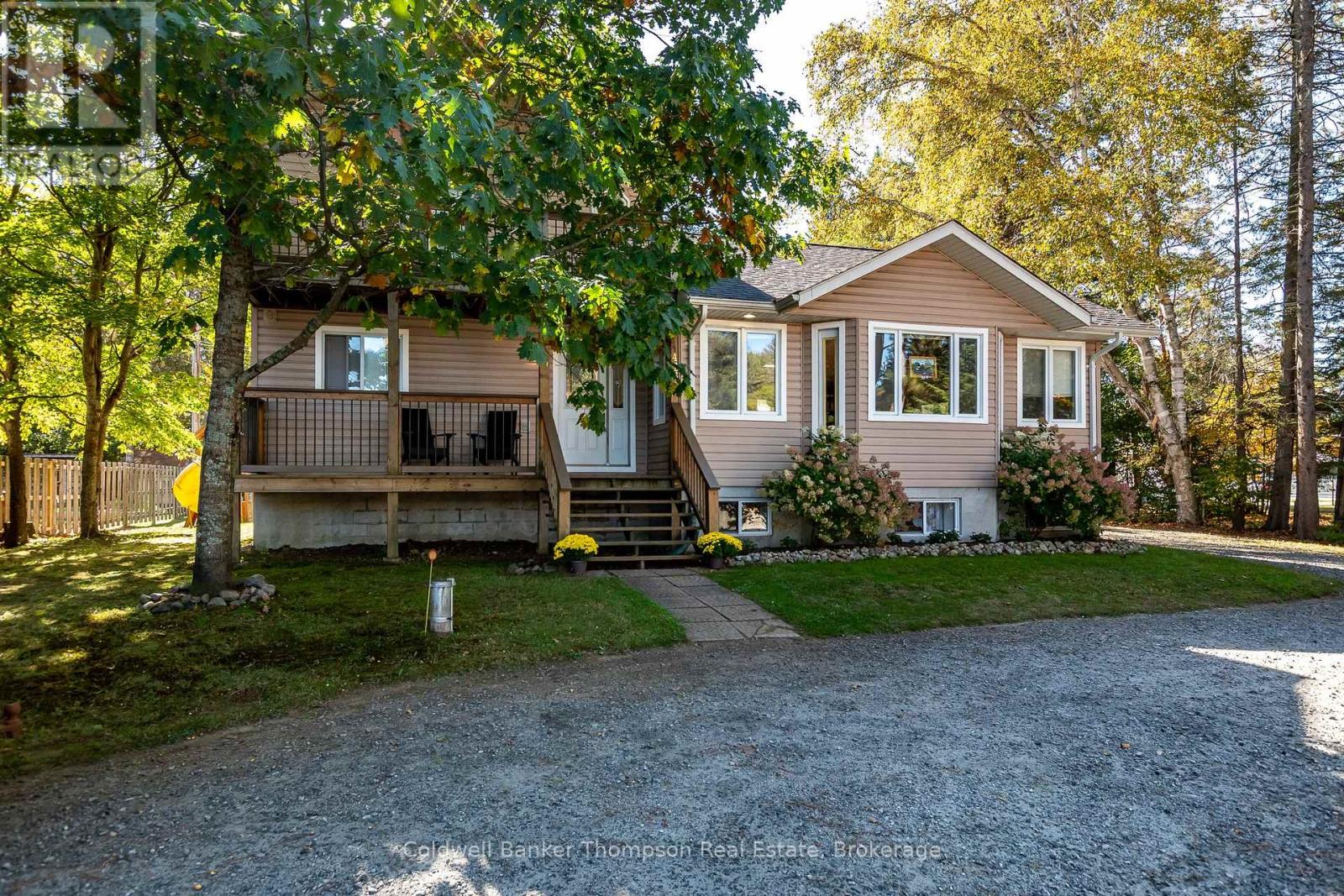 4237 Ravenscliffe Road, Huntsville, Ontario P1H 2J2 - Photo 47 - X12629630