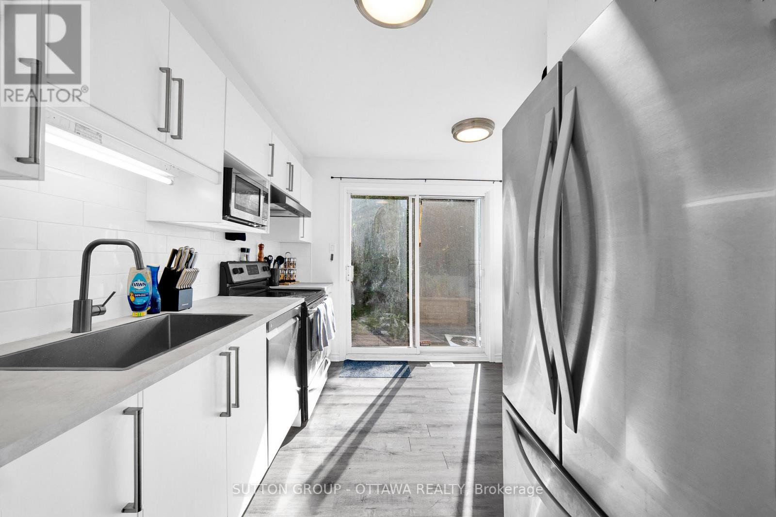 313 Stoneway Drive, Ottawa, Ontario K2G 6E7 - Photo 11 - X12558728