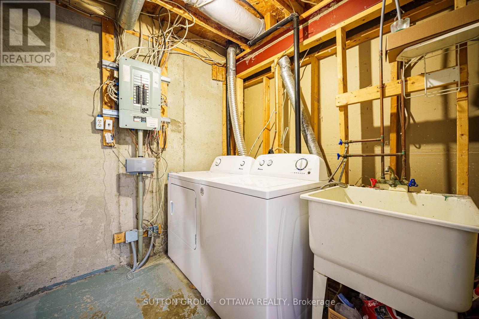 313 Stoneway Drive, Ottawa, Ontario K2G 6E7 - Photo 28 - X12558728