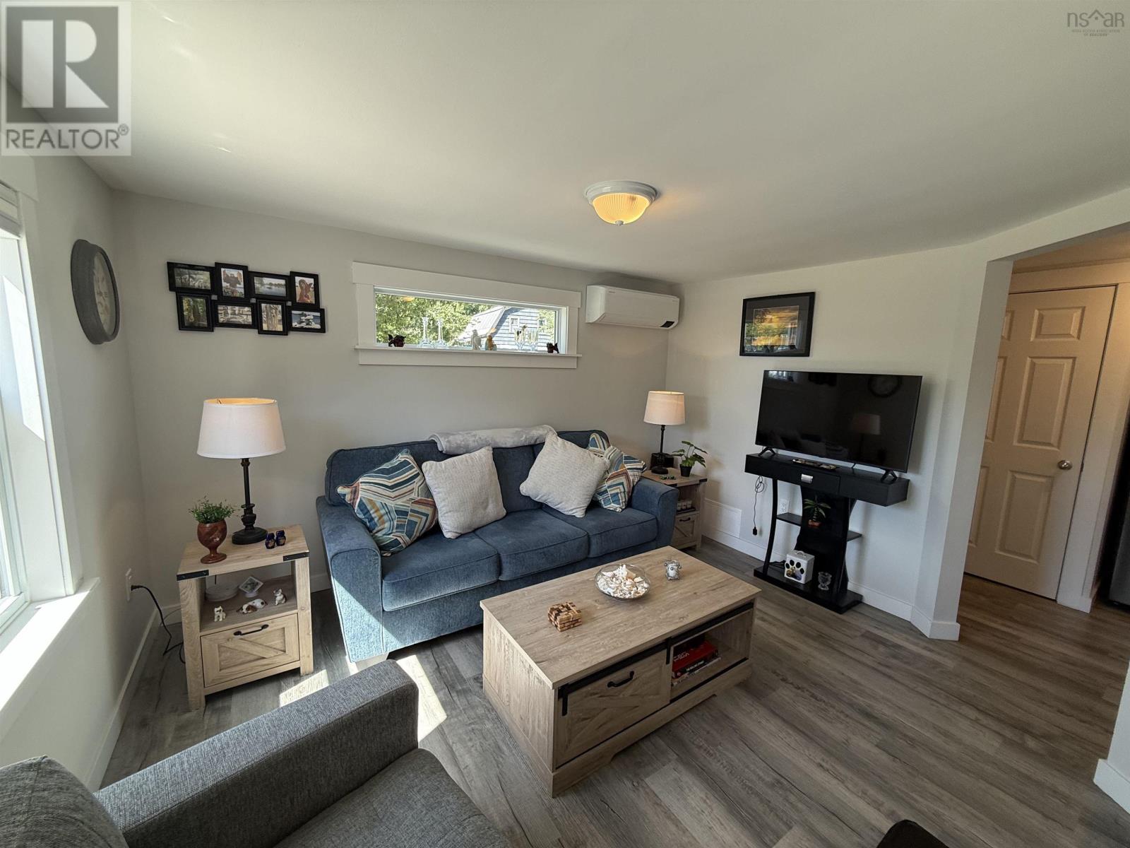 2005 East Prince Street, Salmon River, Nova Scotia  B2N 1K2 - Photo 3 - 202529387