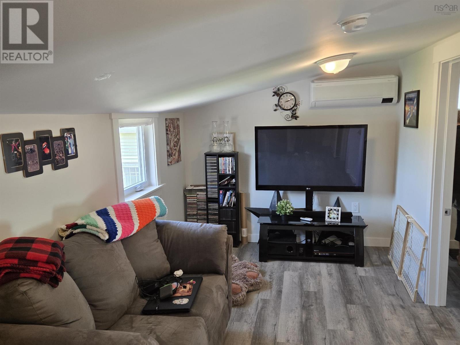 2005 East Prince Street, Salmon River, Nova Scotia  B2N 1K2 - Photo 9 - 202529387