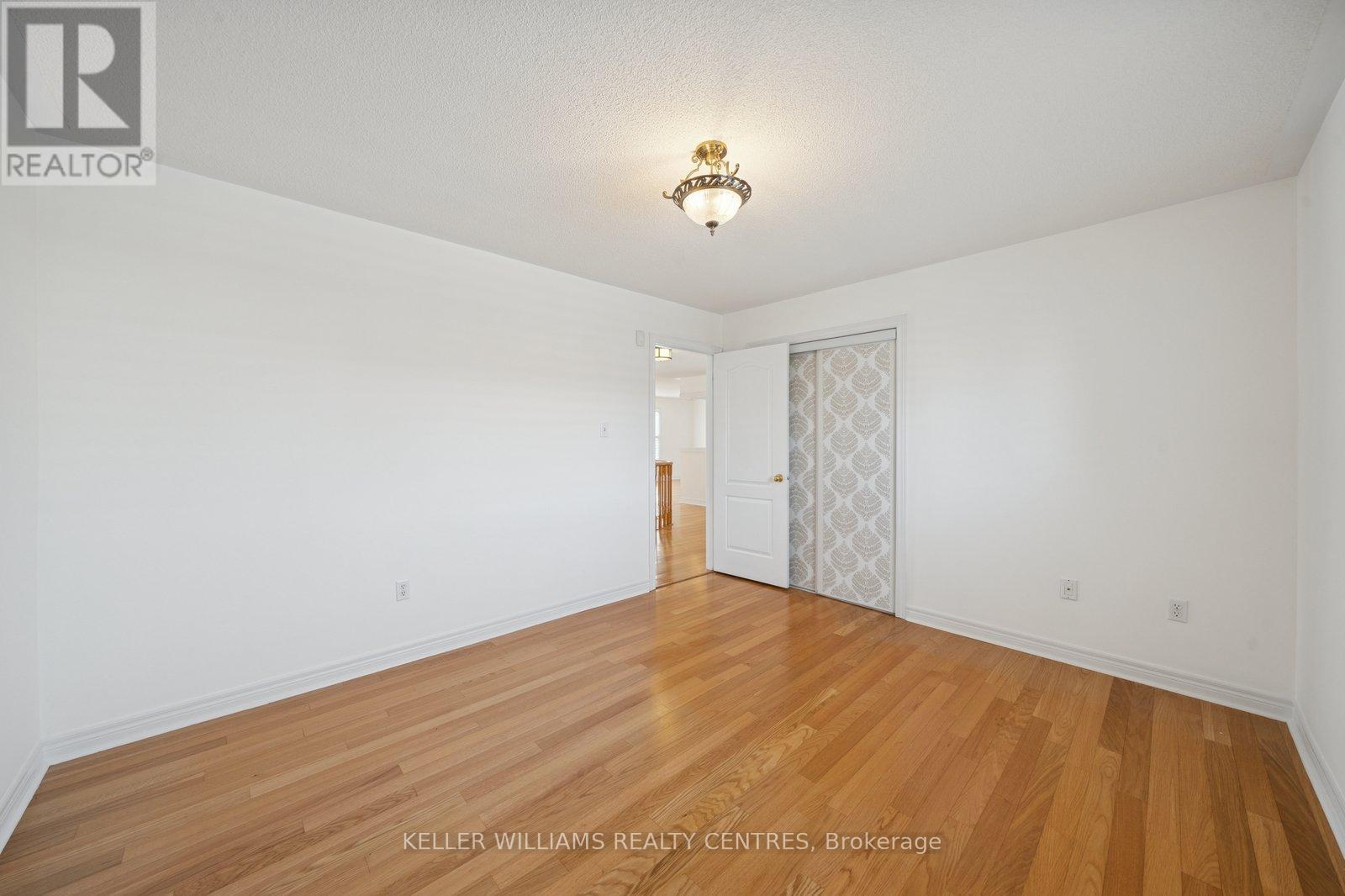 10 Margaret Place, Georgina, Ontario  L4P 3X2 - Photo 20 - N12598004