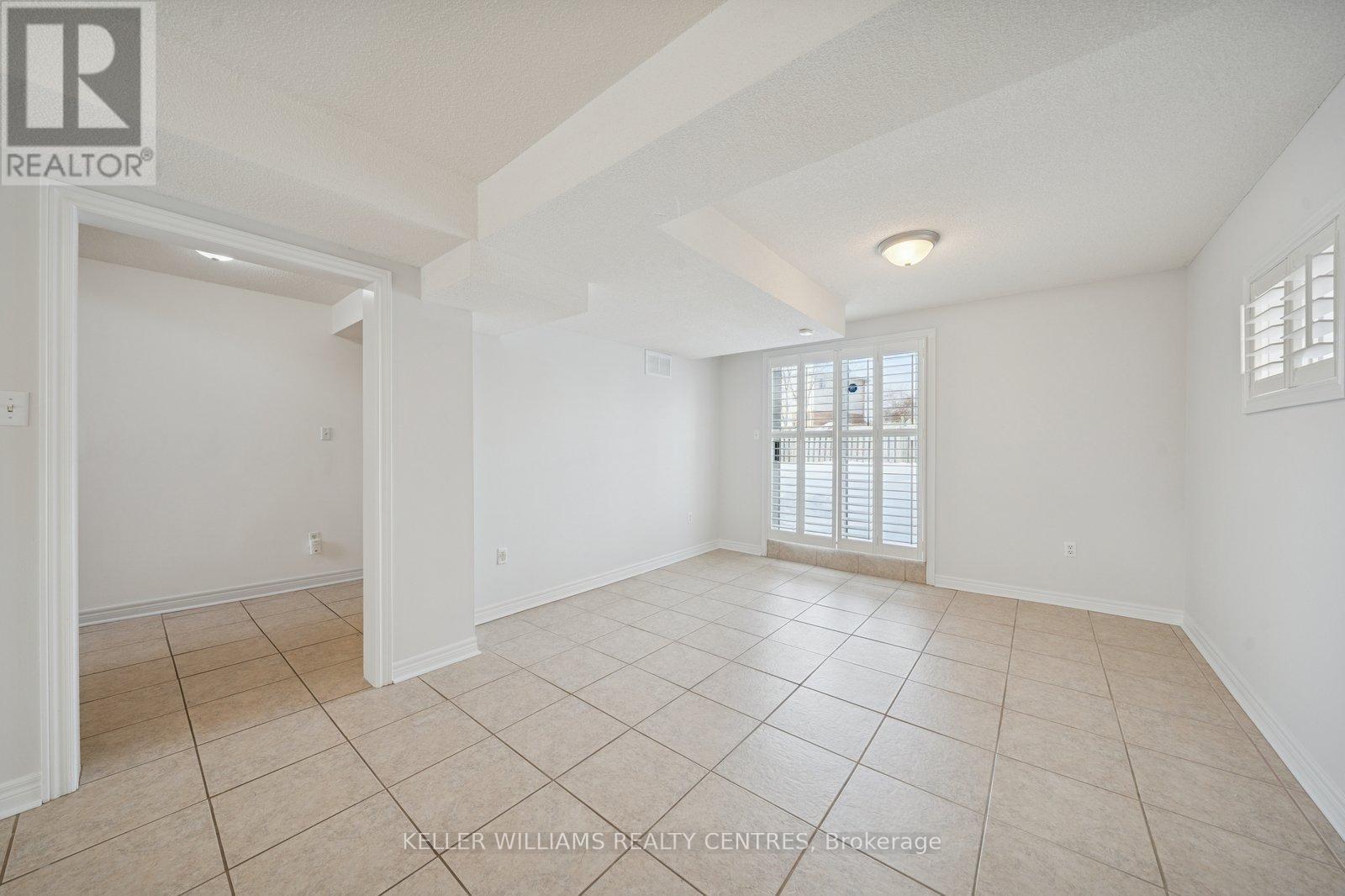 10 Margaret Place, Georgina, Ontario  L4P 3X2 - Photo 31 - N12598004