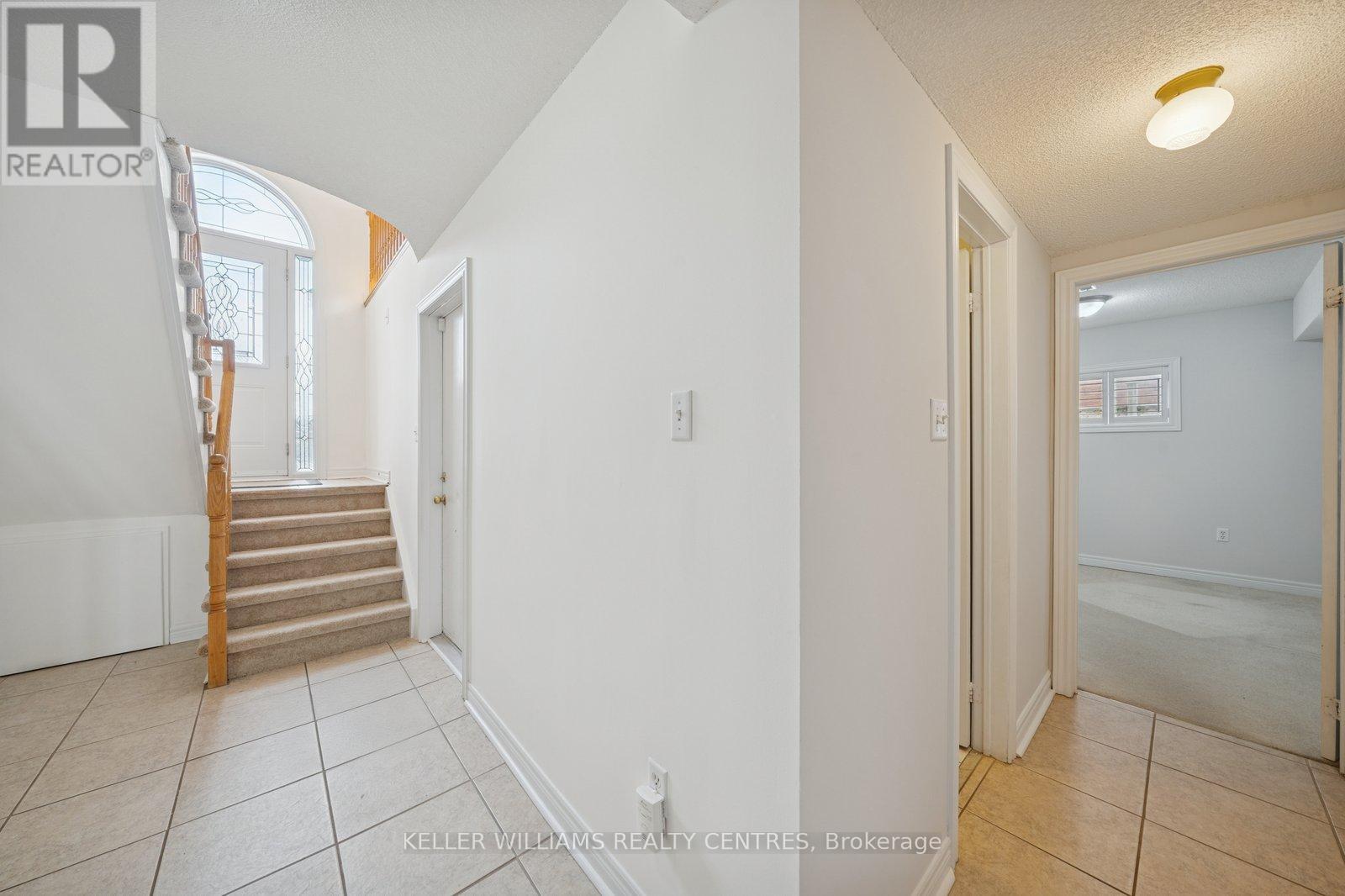 10 Margaret Place, Georgina, Ontario  L4P 3X2 - Photo 33 - N12598004