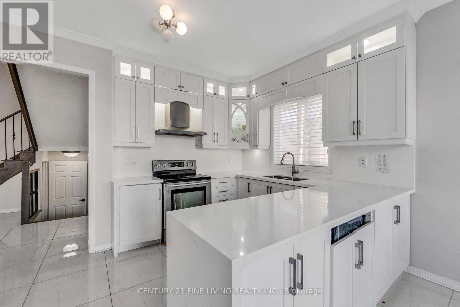 3 Sailwind Road, Brampton, Ontario L6R 2G3 - Photo 15 - W12616934