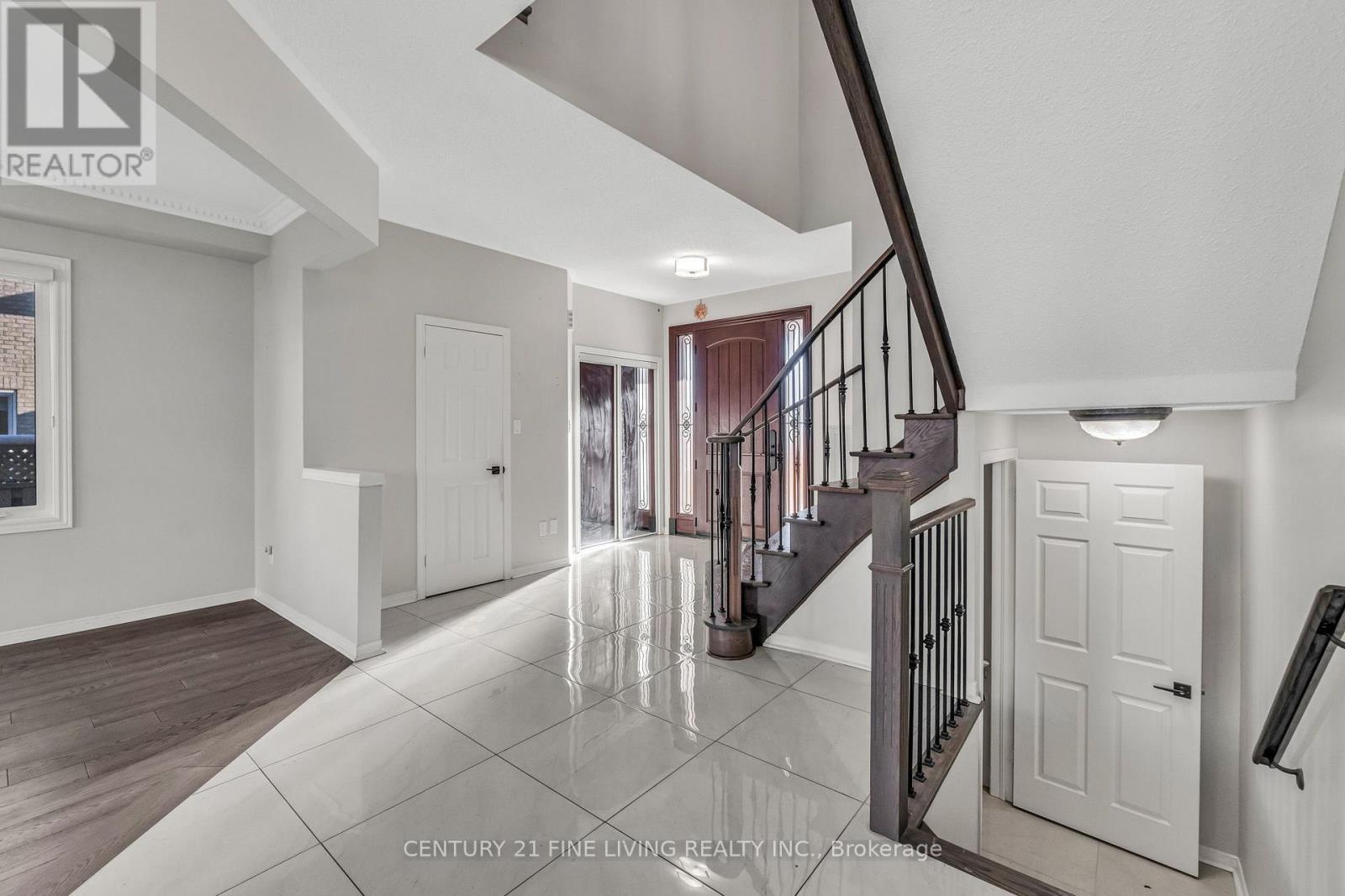 3 Sailwind Road, Brampton, Ontario L6R 2G3 - Photo 20 - W12616934