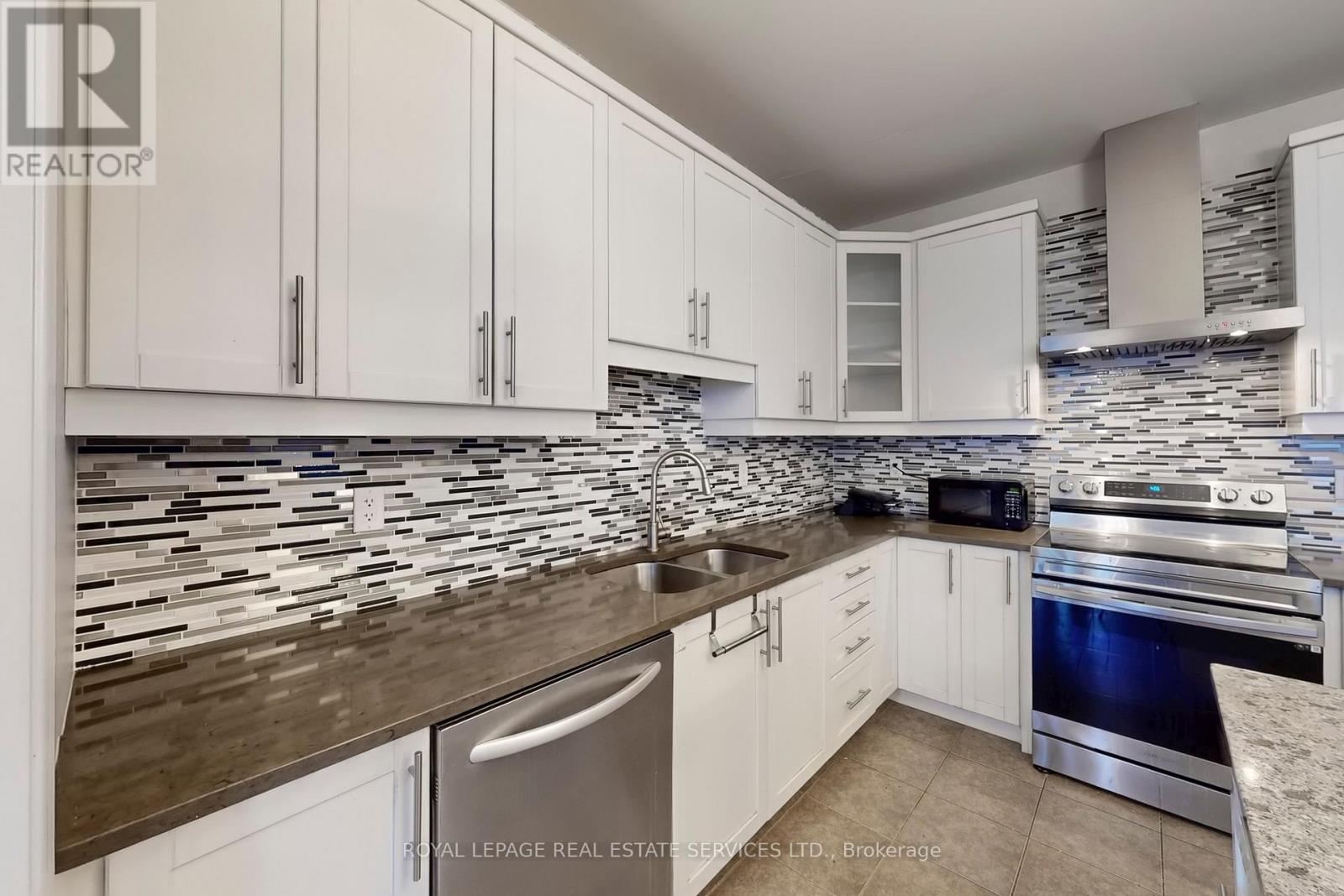 389 Gosford Crescent, Milton, Ontario L9T 8G8 - Photo 30 - W12615904