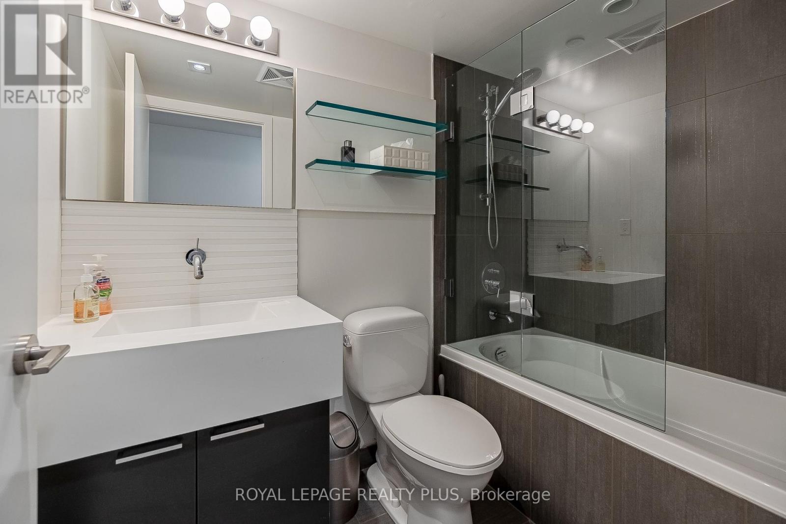 117 - 55 Stewart Street, Toronto, Ontario  M5V 2V1 - Photo 16 - C12629558