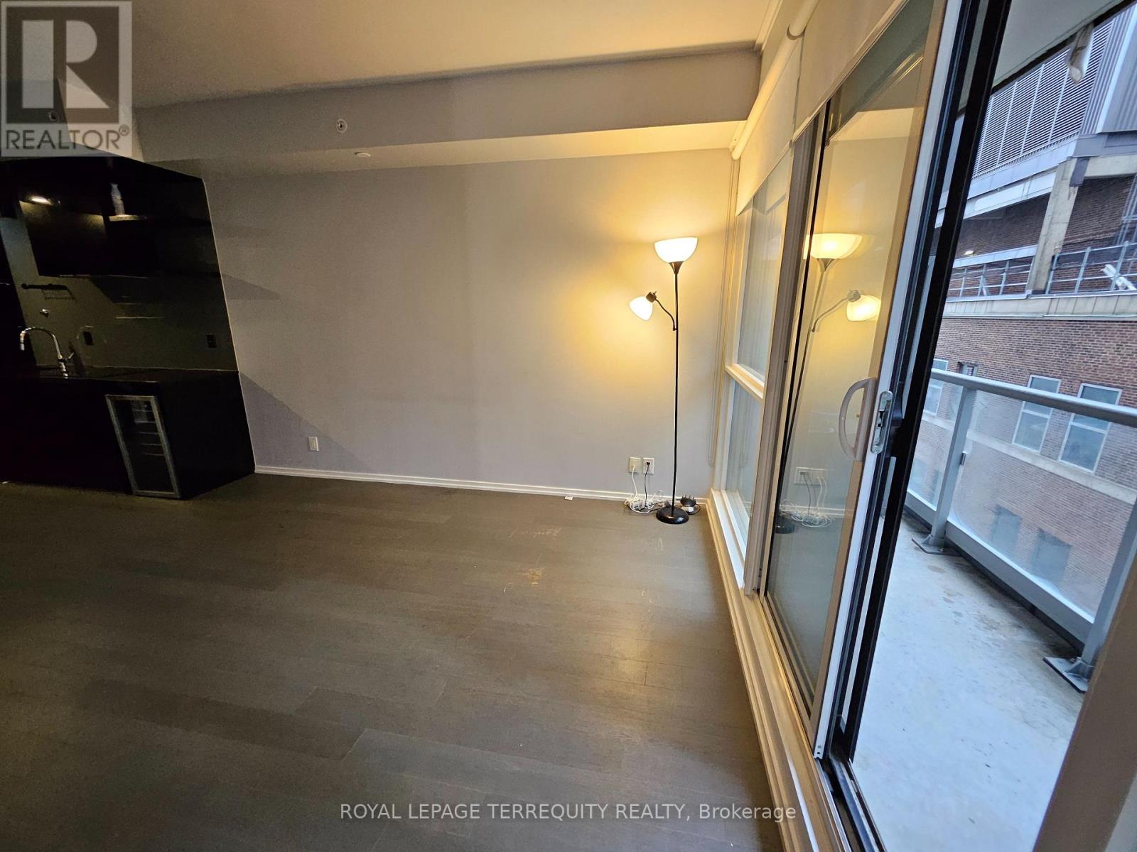 2410 - 70 Temperance Street, Toronto, Ontario  M5H 0B1 - Photo 13 - C12629572