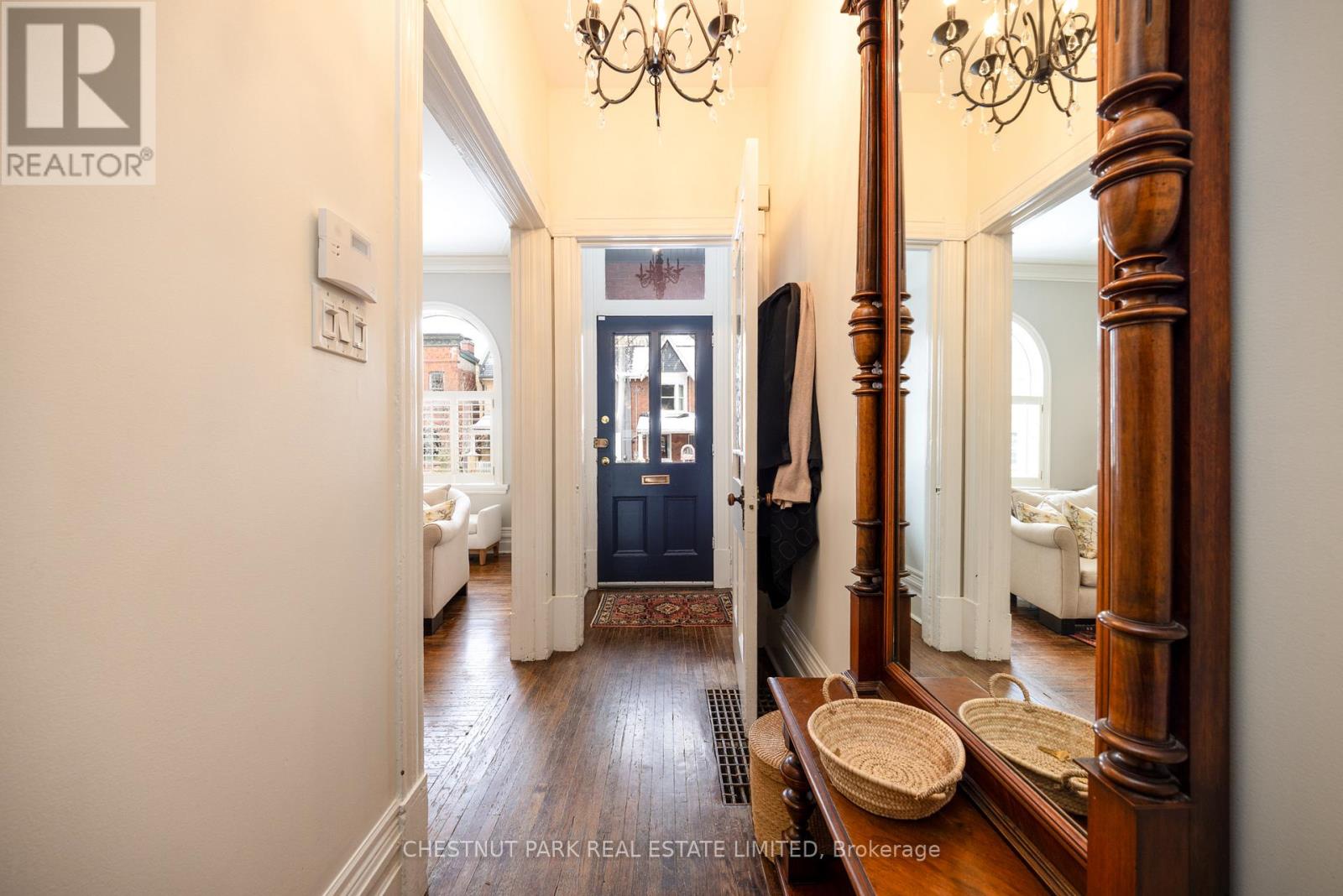 381 Wellesley Street E, Toronto (Cabbagetown-South St. James Town), Ontario  M4X 1H5 - Photo 3 - C12629574