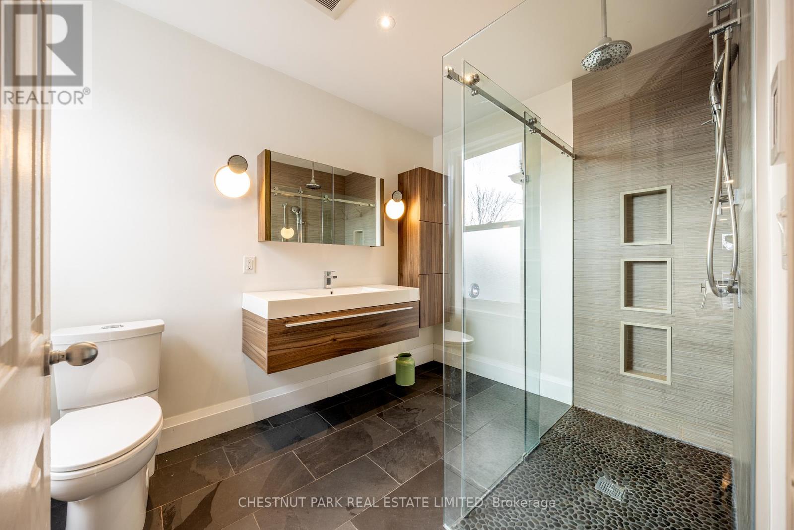 381 Wellesley Street E, Toronto (Cabbagetown-South St. James Town), Ontario  M4X 1H5 - Photo 37 - C12629574