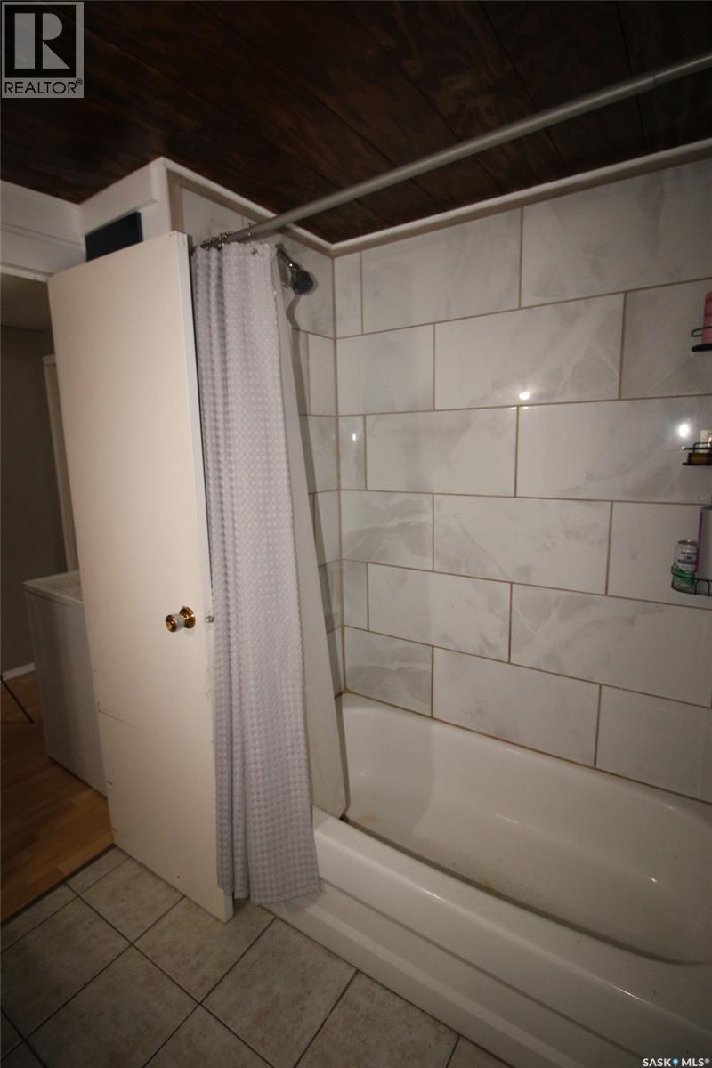 513-515 2nd Avenue S, Simmie, Saskatchewan  S0N 2N0 - Photo 17 - SK025569