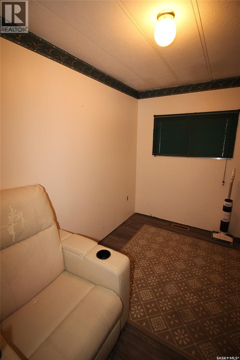 513-515 2nd Avenue S, Simmie, Saskatchewan  S0N 2N0 - Photo 19 - SK025569