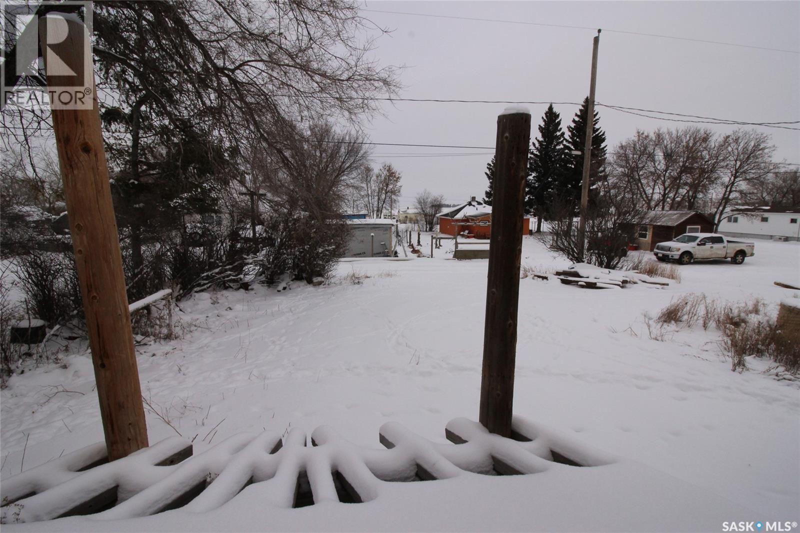 513-515 2nd Avenue S, Simmie, Saskatchewan  S0N 2N0 - Photo 30 - SK025569