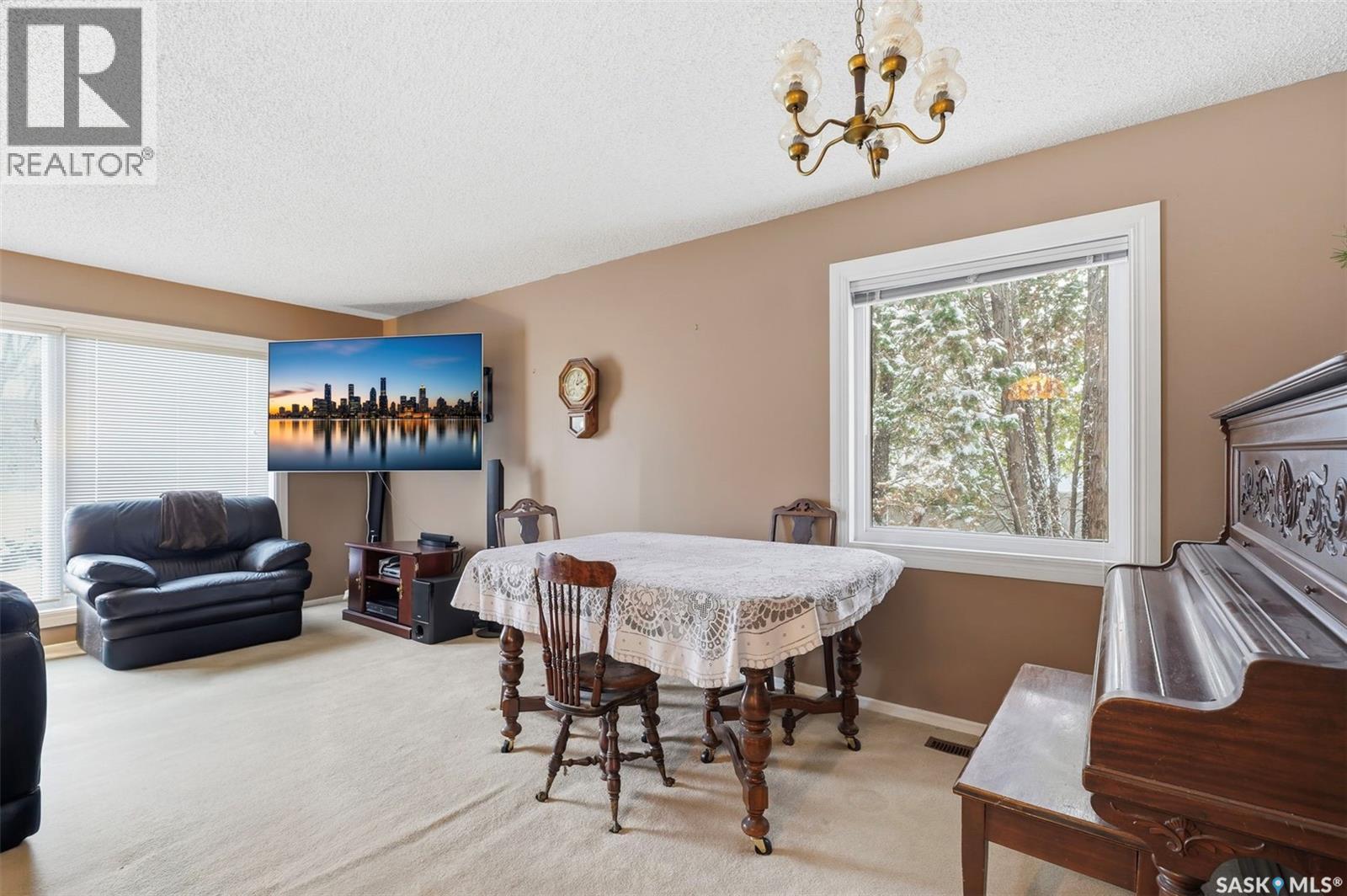 227 Sylvian Way, Saskatoon, Saskatchewan  S7H 5G1 - Photo 5 - SK025564