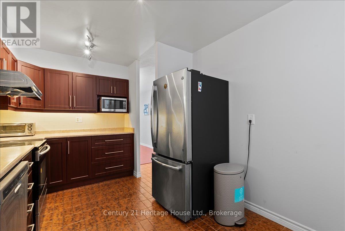 609 - 45 Carlton Street, Toronto, Ontario  M5B 2H9 - Photo 9 - C12583690