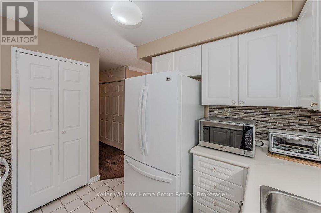 301 - 245 Queen Street W, Centre Wellington, Ontario  N1M 3R6 - Photo 19 - X12223895