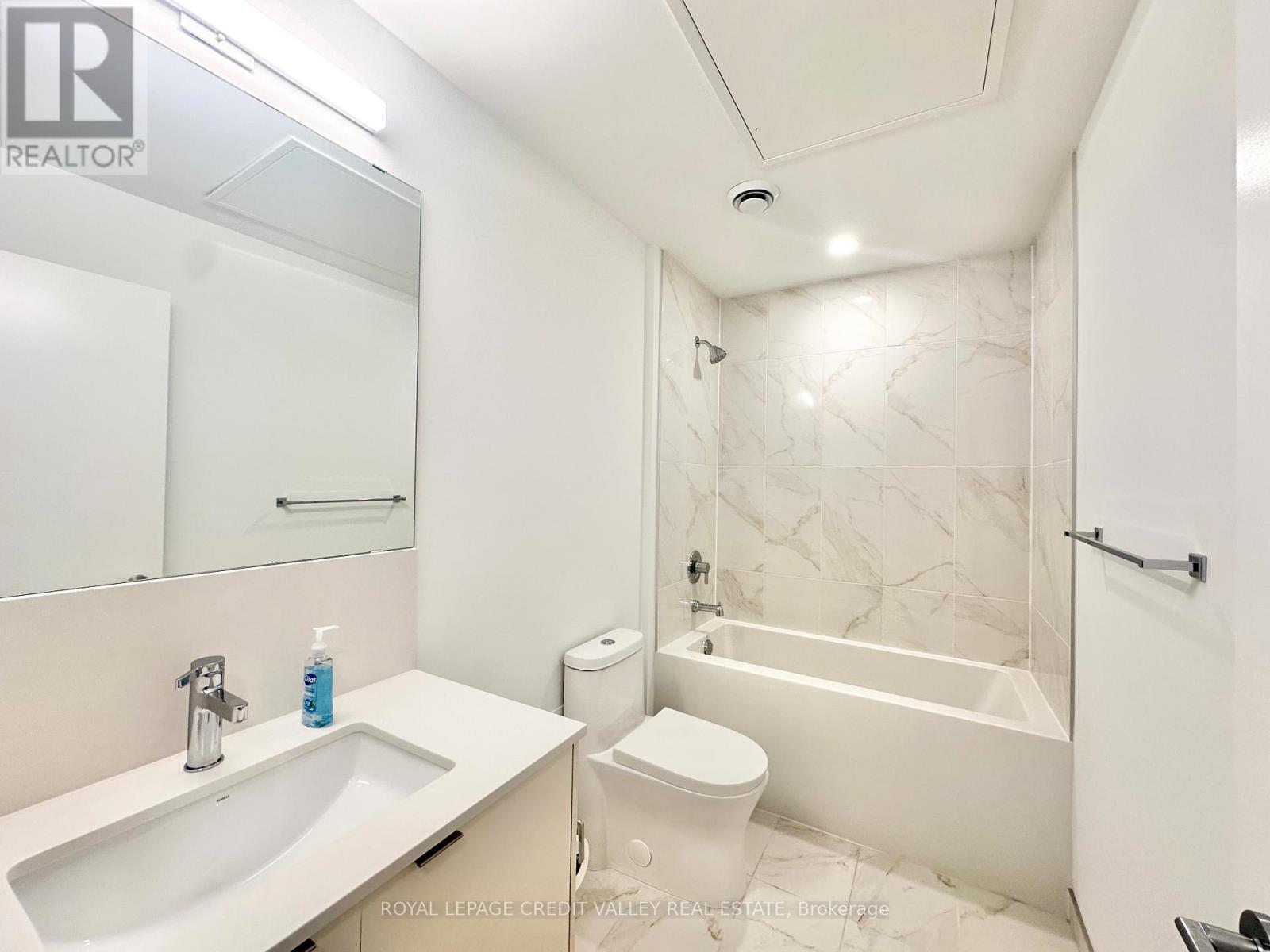 310 - 1606 Charles Street, Whitby (Port Whitby), Ontario  L1N 0P1 - Photo 6 - E12629578