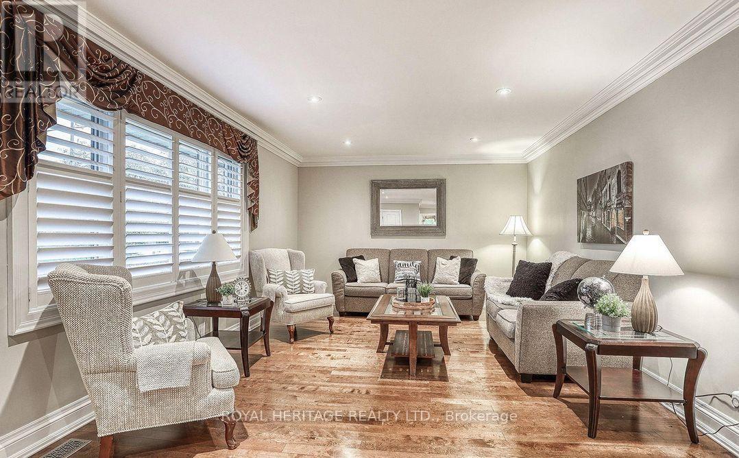 339 Nipigon Street E, Oshawa, Ontario  L1J 4P1 - Photo 5 - E12629592