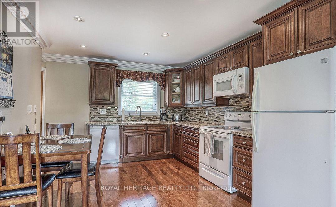 339 Nipigon Street E, Oshawa, Ontario  L1J 4P1 - Photo 9 - E12629592