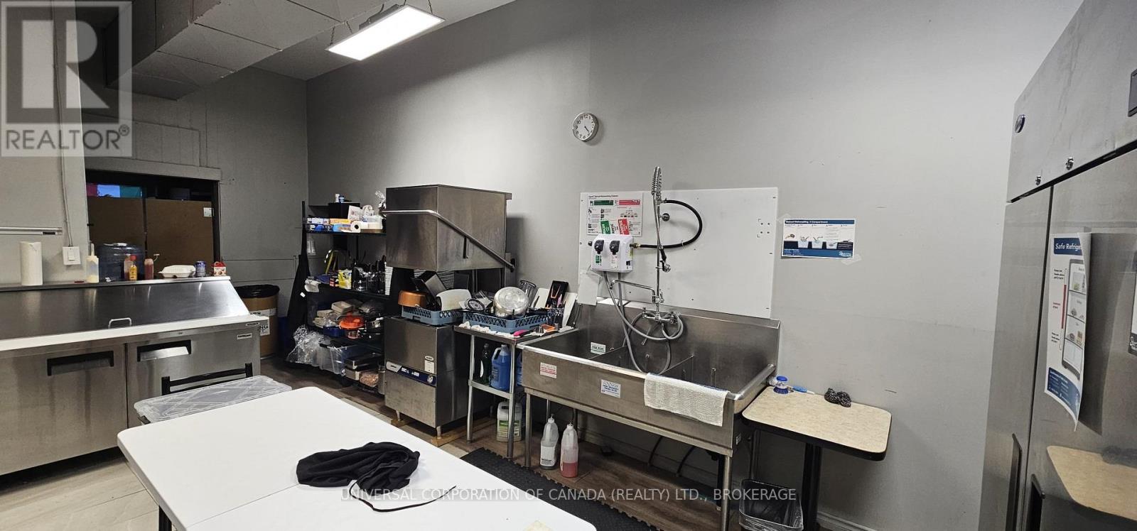 59 Talbot Street E, Aylmer, Ontario  N5H 1H3 - Photo 5 - X12606450