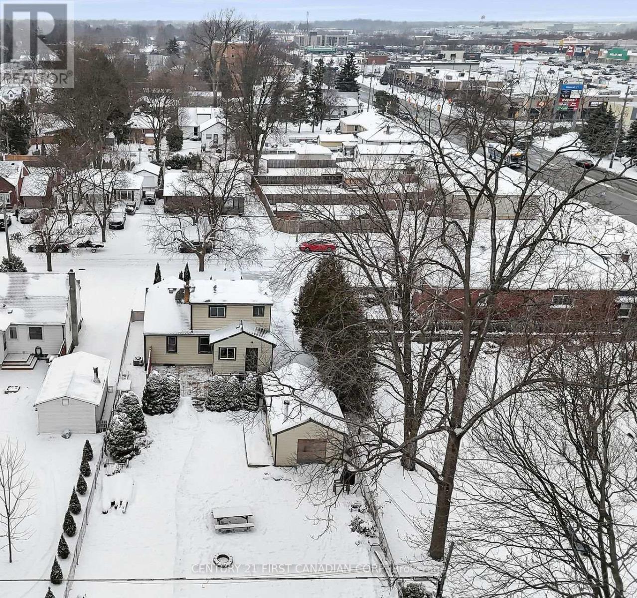 1885 Churchill Avenue, London East (East H), Ontario  N5W 2L4 - Photo 40 - X12626604