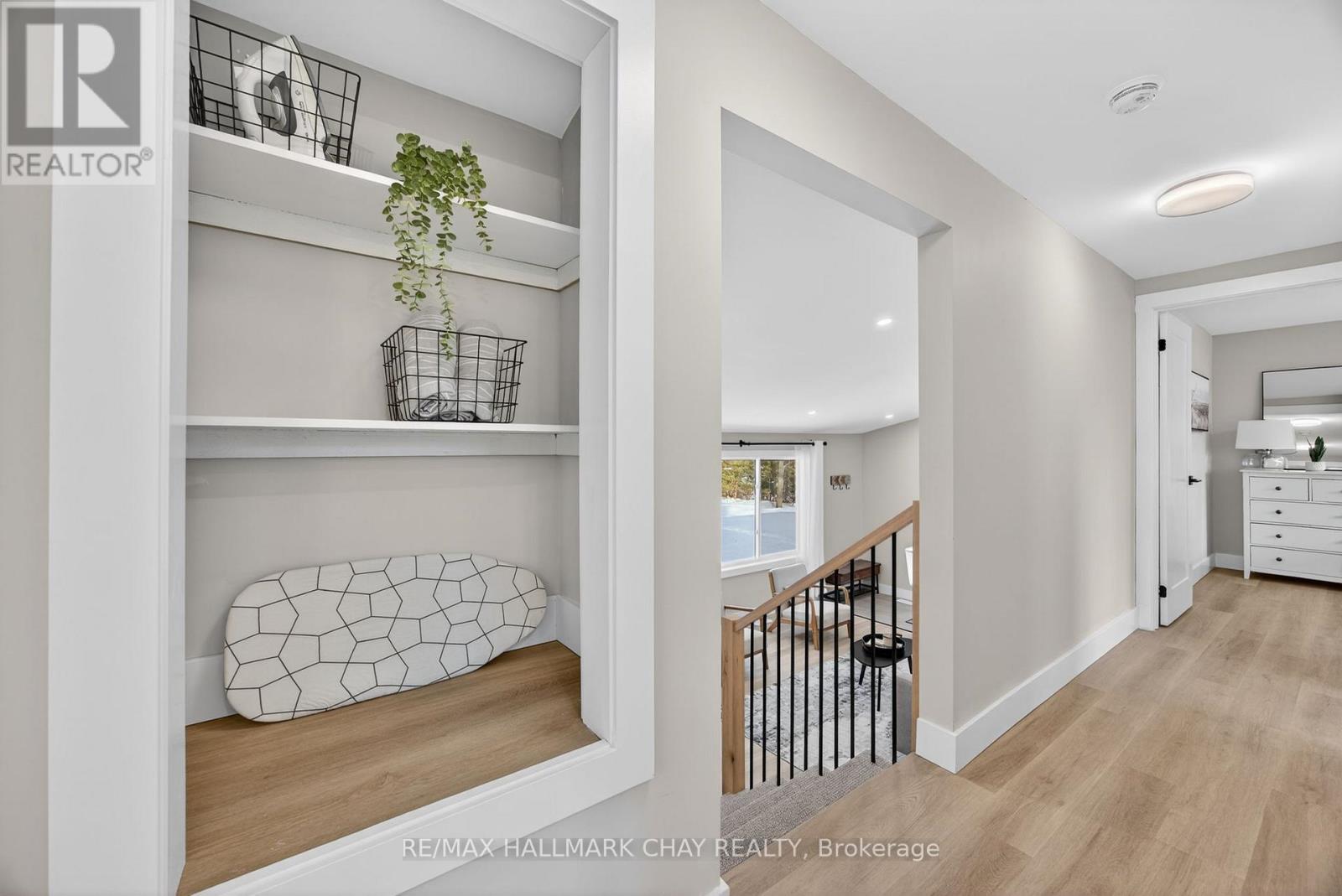 8717 Beachwood Road, Wasaga Beach, Ontario  L9Z 2G5 - Photo 32 - S12629636