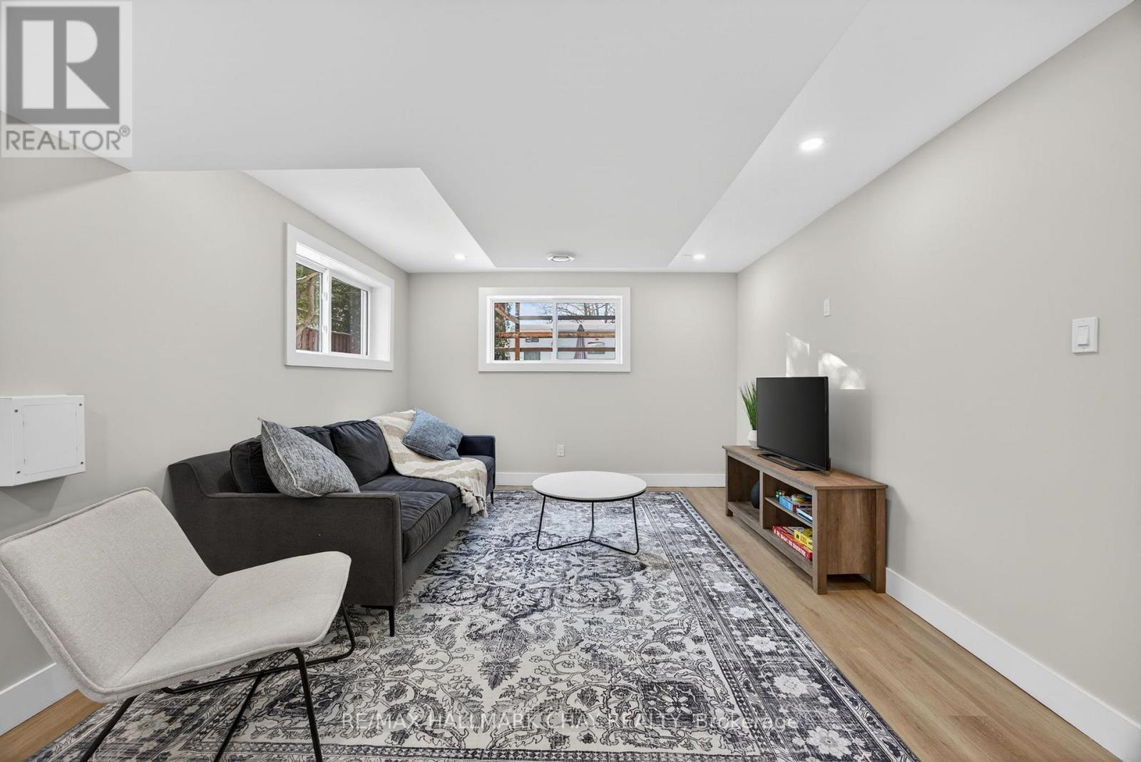 8717 Beachwood Road, Wasaga Beach, Ontario  L9Z 2G5 - Photo 33 - S12629636