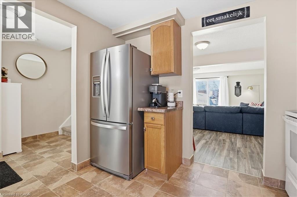 621 Pinerow Crescent Unit# A, Waterloo, Ontario  N2T 2K8 - Photo 14 - 40793443