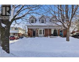 621 PINEROW Crescent Unit# A, waterloo, Ontario