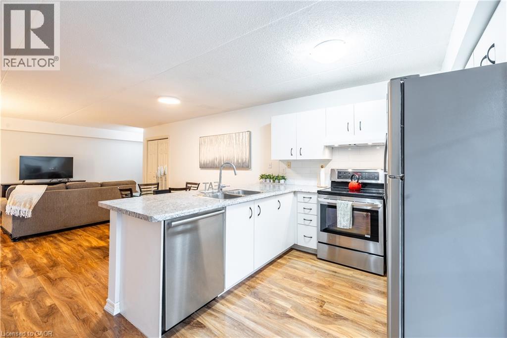 1441 Walkers Line Unit# 311, Burlington, Ontario  L7M 4P2 - Photo 9 - 40793693