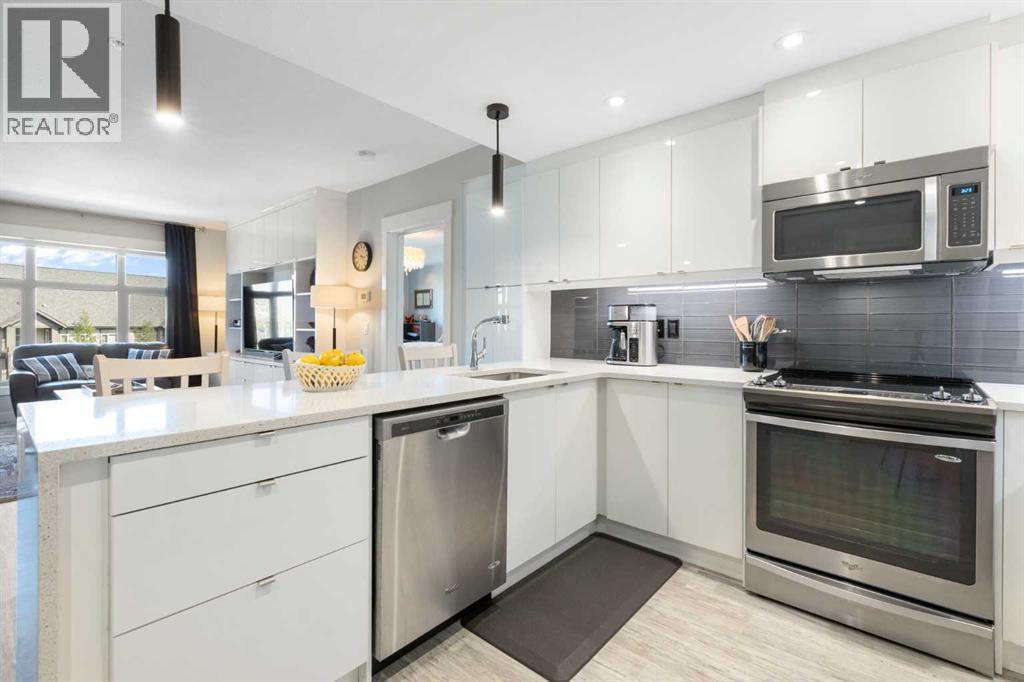 227, 15 Aspenmont Heights Sw, Calgary, Alberta  T3H 0E3 - Photo 7 - A2255088