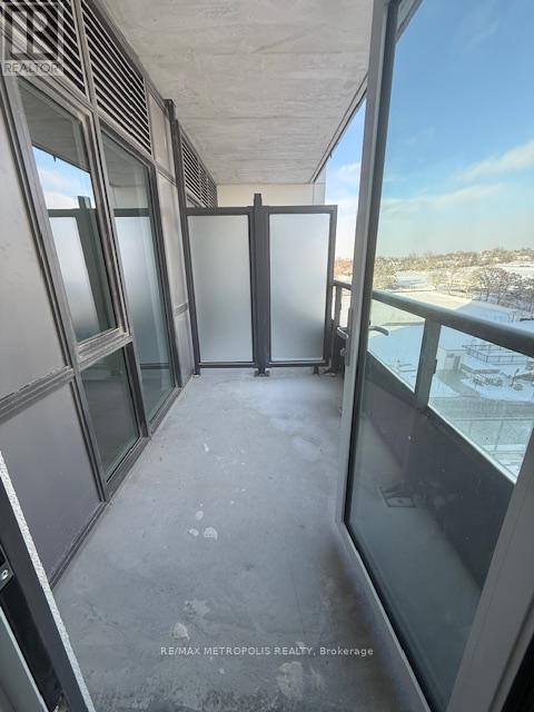 A607 - 705 Davis Drive, Newmarket (Huron Heights-Leslie Valley), Ontario  L3Y 0J1 - Photo 11 - N12628608