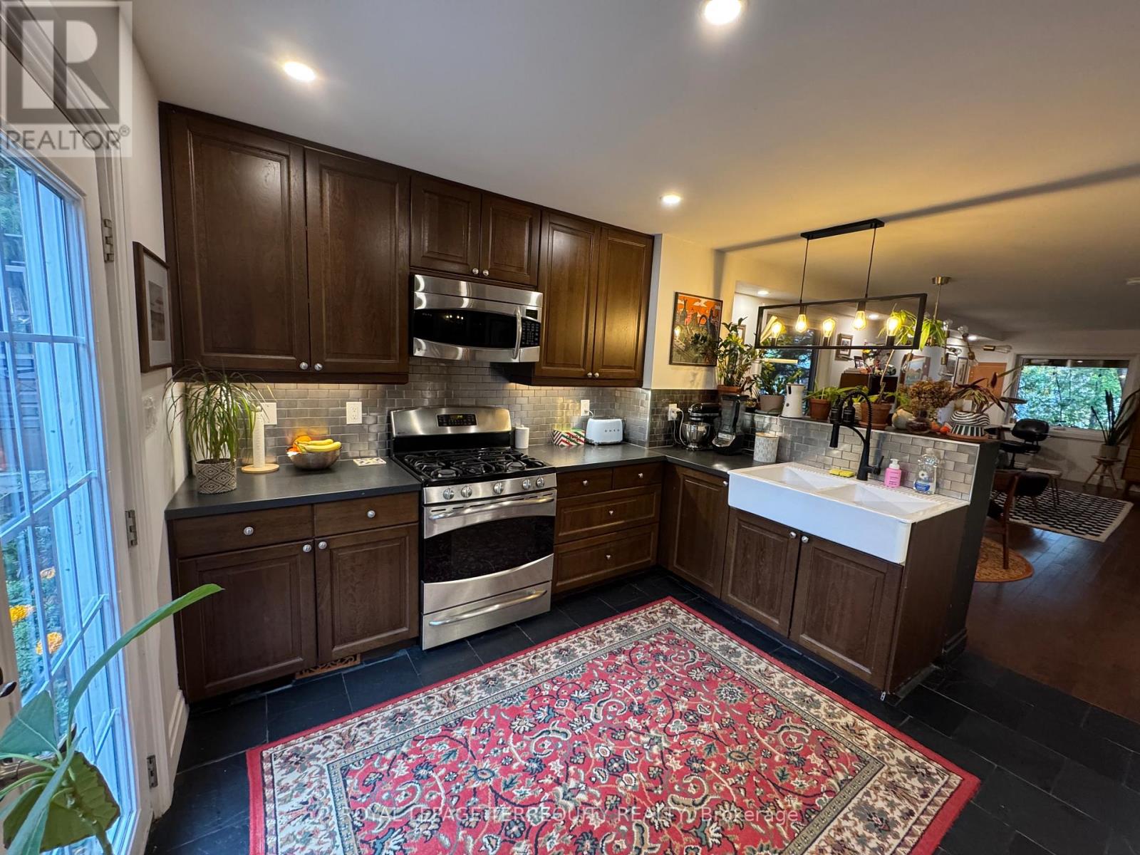 388 Ashdale Avenue, Toronto, Ontario  M4L 2Z2 - Photo 7 - E12627670