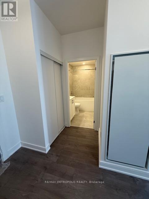 A607 - 705 Davis Drive, Newmarket (Huron Heights-Leslie Valley), Ontario  L3Y 0J1 - Photo 17 - N12628608