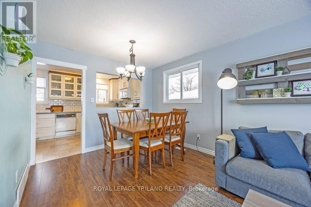 15 Stirling Crescent, St. Thomas, Ontario  N5P 3R4 - Photo 13 - X12629658