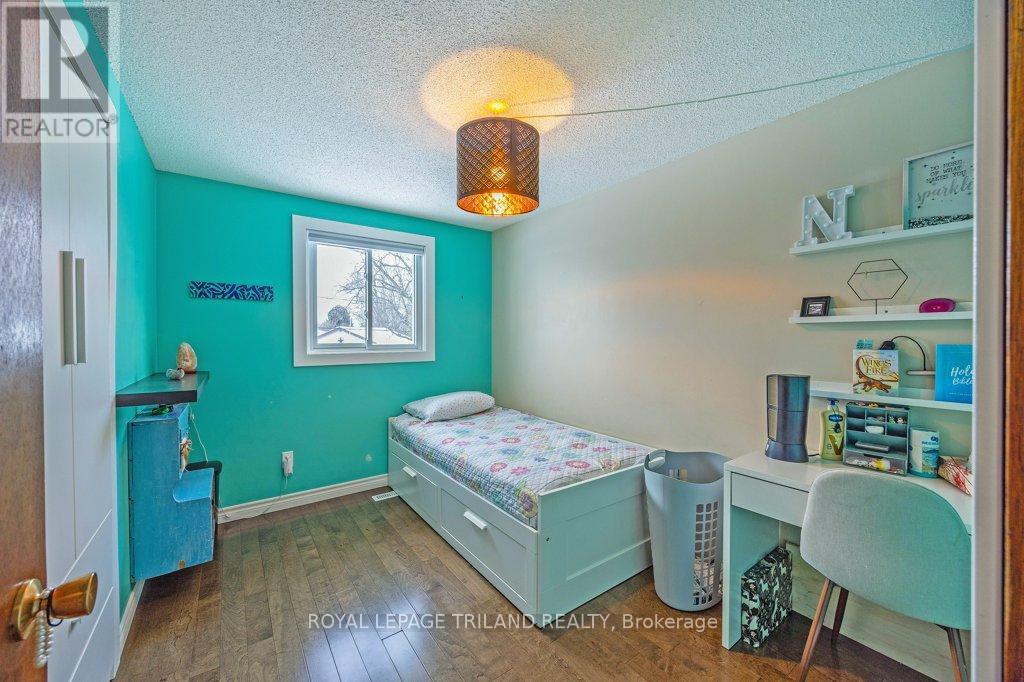 15 Stirling Crescent, St. Thomas, Ontario  N5P 3R4 - Photo 26 - X12629658