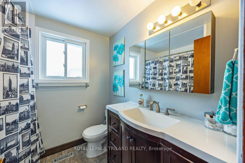 15 Stirling Crescent, St. Thomas, Ontario  N5P 3R4 - Photo 29 - X12629658