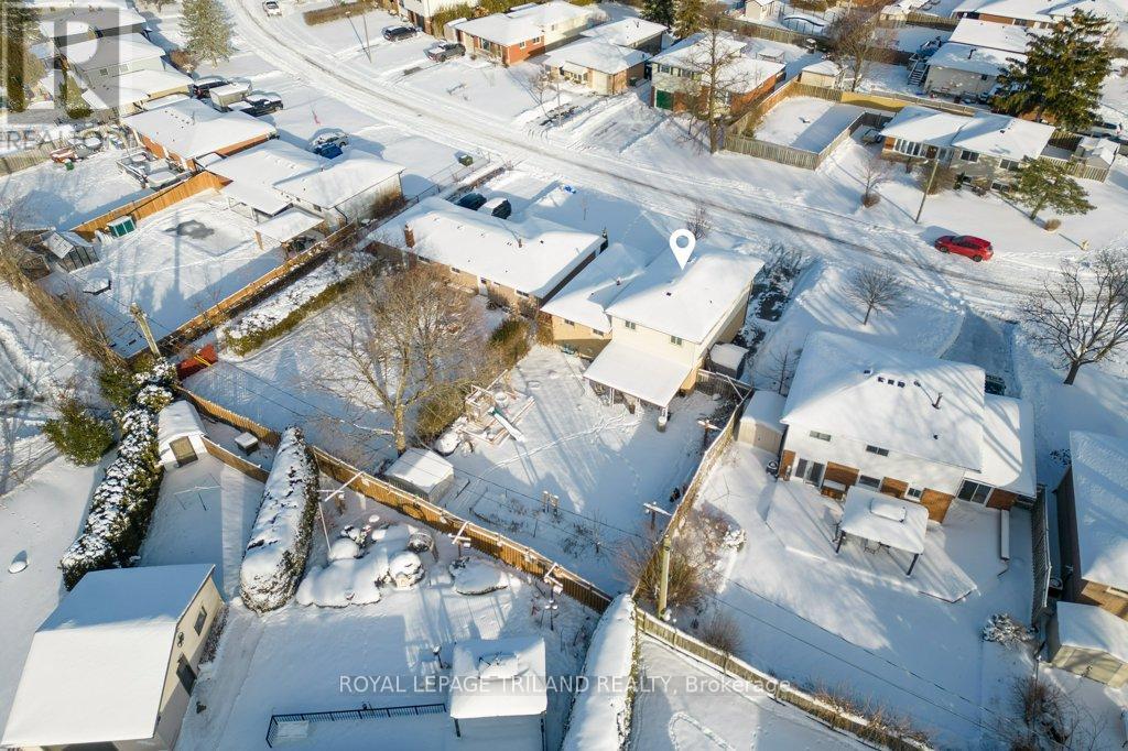 15 Stirling Crescent, St. Thomas, Ontario  N5P 3R4 - Photo 43 - X12629658