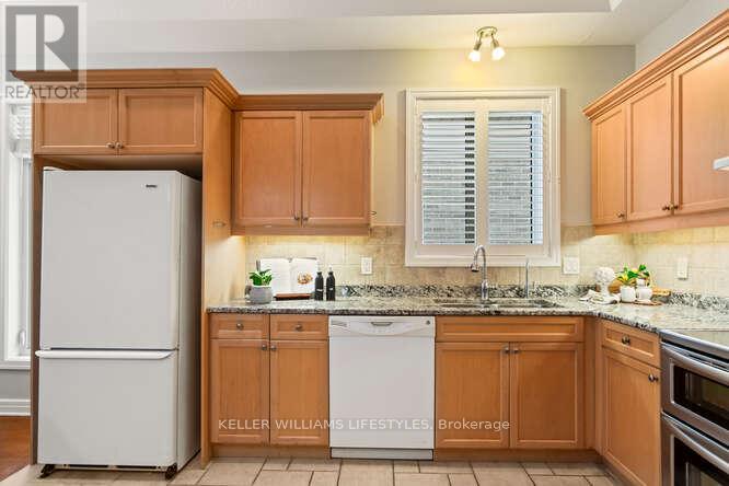 1662 Shore Road, London South, Ontario  N6K 5B9 - Photo 10 - X12629712