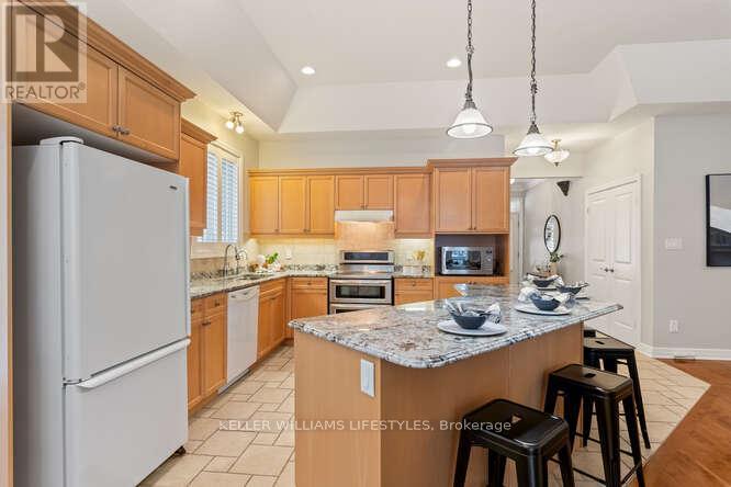 1662 Shore Road, London South, Ontario  N6K 5B9 - Photo 11 - X12629712