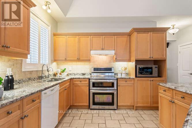 1662 Shore Road, London South, Ontario  N6K 5B9 - Photo 12 - X12629712