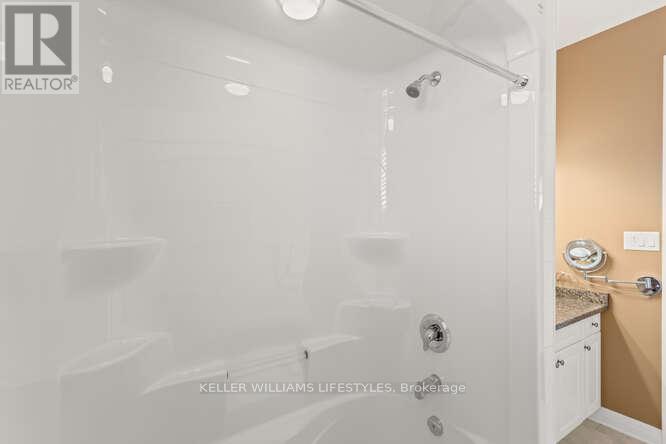 1662 Shore Road, London South, Ontario  N6K 5B9 - Photo 27 - X12629712