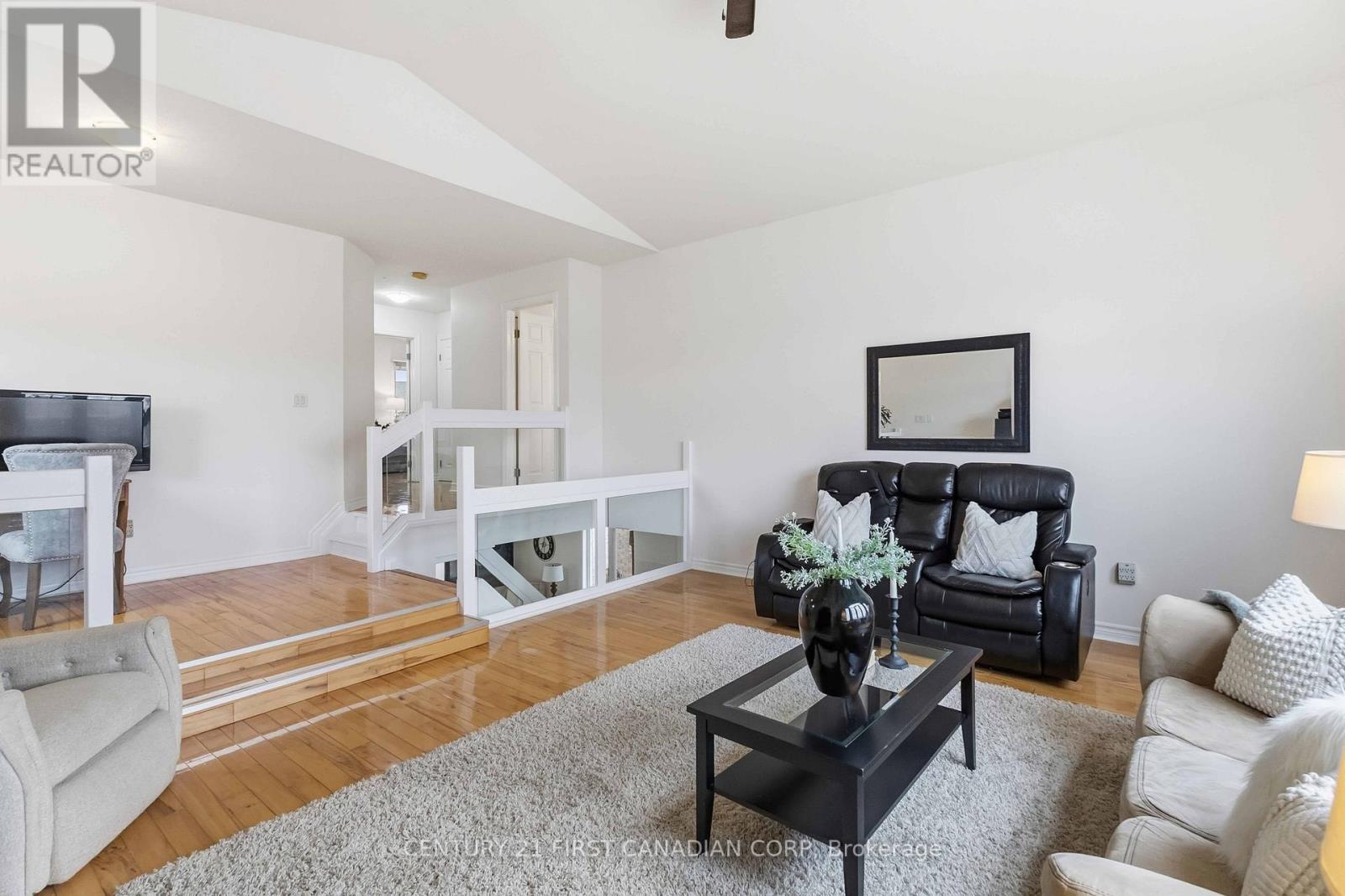 1353 South Wenige Drive, London North, Ontario  N5X 4M8 - Photo 11 - X12629752