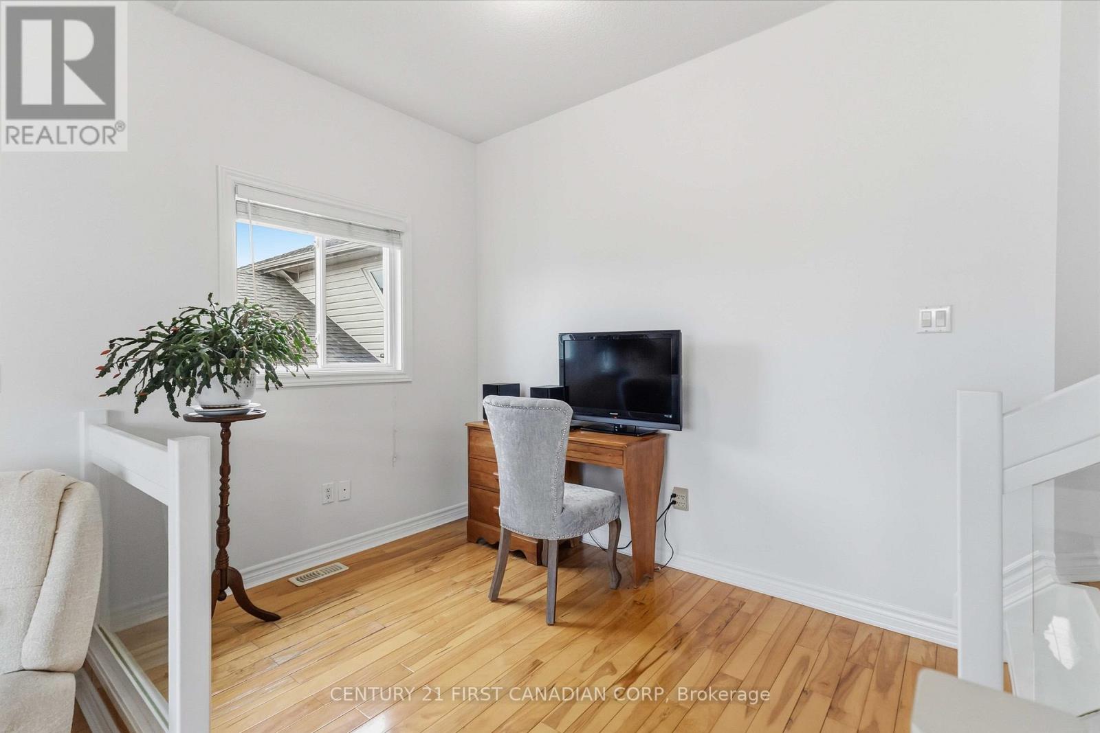 1353 South Wenige Drive, London North, Ontario  N5X 4M8 - Photo 13 - X12629752