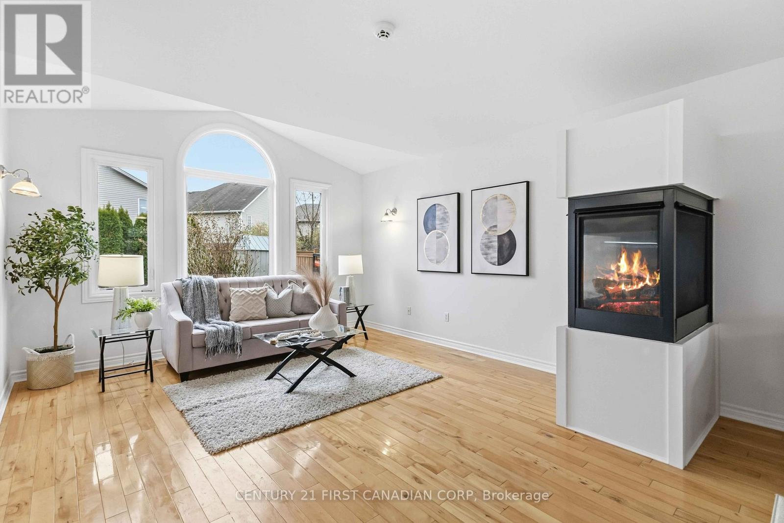 1353 South Wenige Drive, London North, Ontario  N5X 4M8 - Photo 5 - X12629752