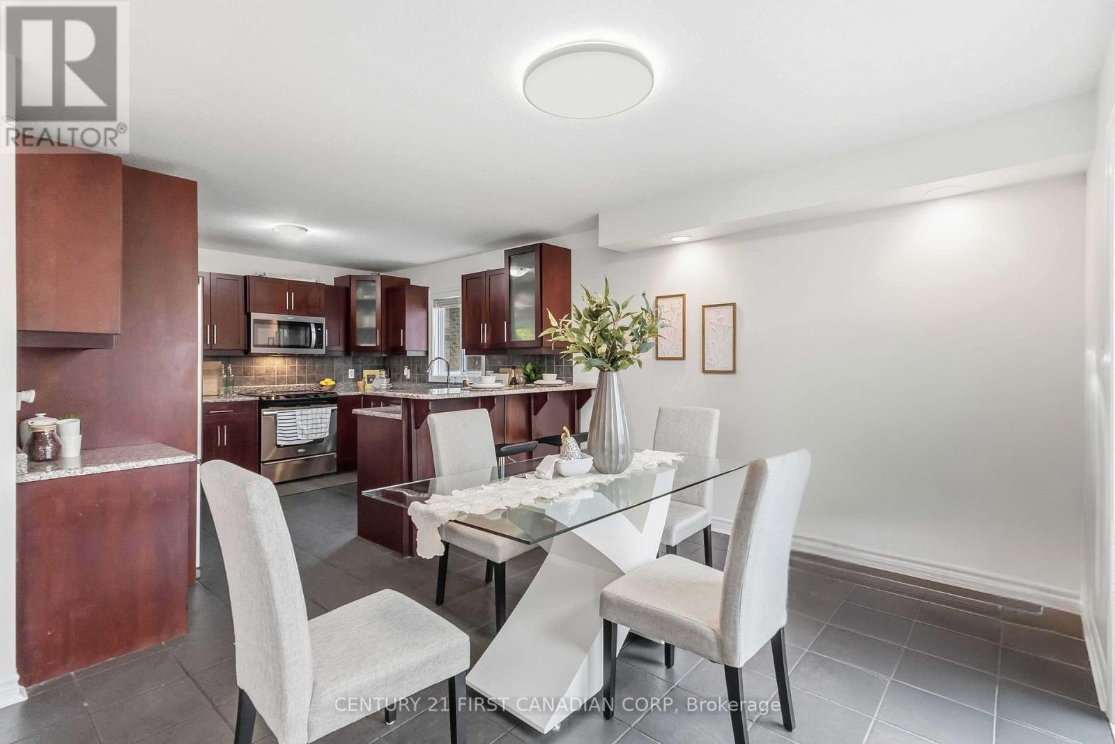 1353 South Wenige Drive, London North, Ontario  N5X 4M8 - Photo 7 - X12629752