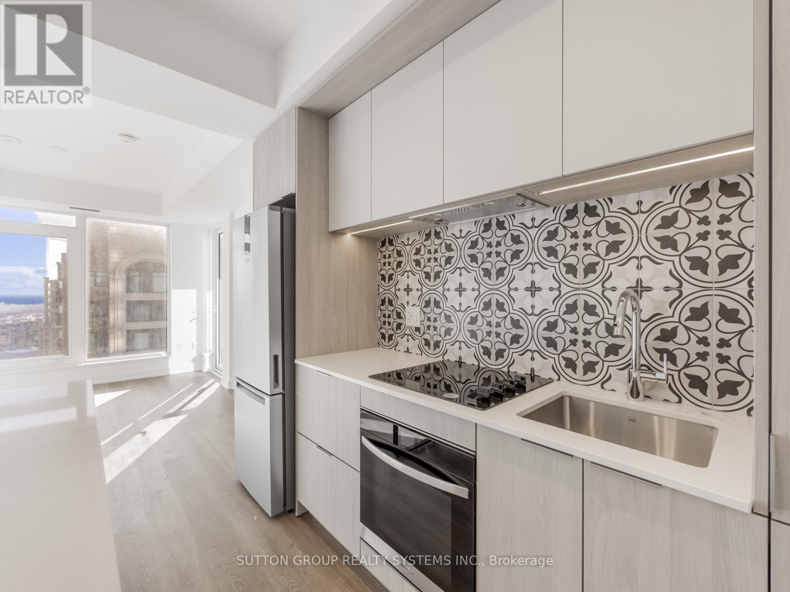 3505 - 395 Square One Drive, Mississauga, Ontario  L5B 0P6 - Photo 8 - W12629562